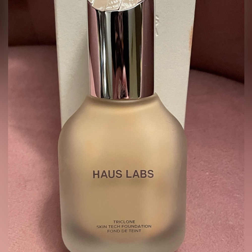 Haus Labs By Lady Gaga Triclone Skin Tech Foundation - 110 Light Neutral